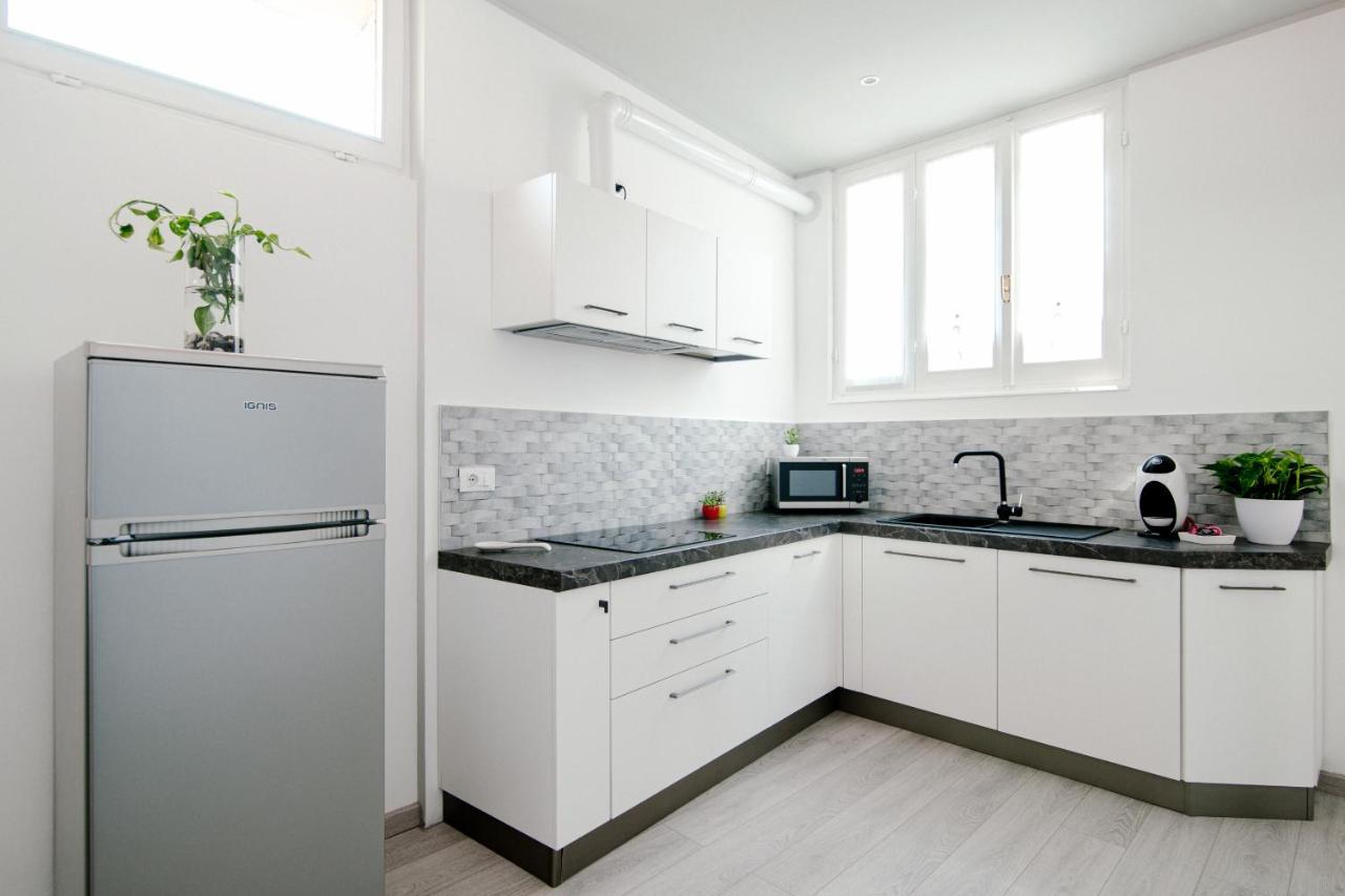 Bright Home - The House Of Travelers Como Exteriör bild